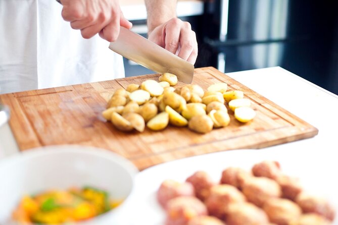 2-Hour Gnocchi Cooking Class With Local Chef in Atlanta - Logistics and Group Size