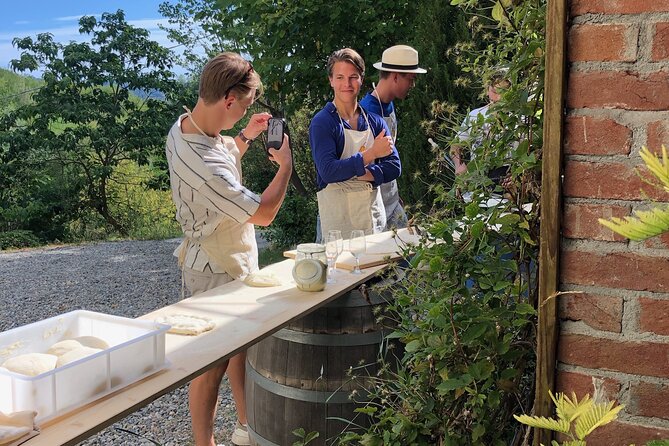 2-Hour Guided Family Pasta or Pizza Cooking Class in Acqui Terme - The Experience with Ariella @ VERDMONT