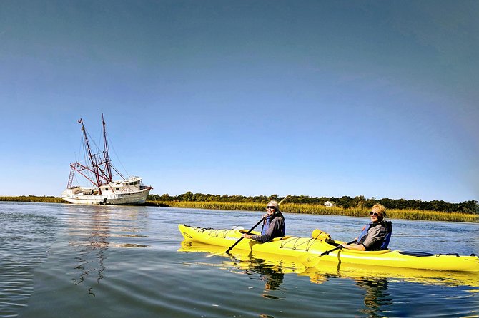 2-Hour Guided Kayak Eco Tour in Charleston - Meet the Guides and Their Approach
