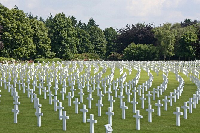 2 Hour Guided Walking Tour in Omaha Beach US Cemetery - Precise Location and Meeting Details in Colleville-sur-Mer