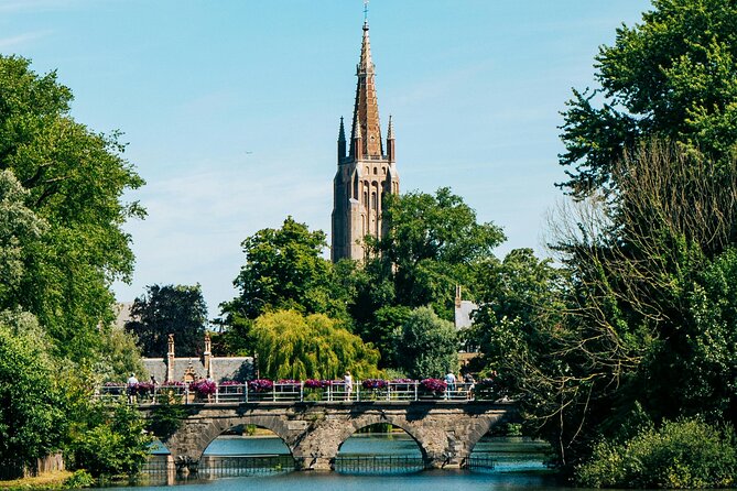 2-Hour Historical Walking Tour in Bruges with Praline Included - The Most Picturesque Spot: St. Bonifacius Bridge