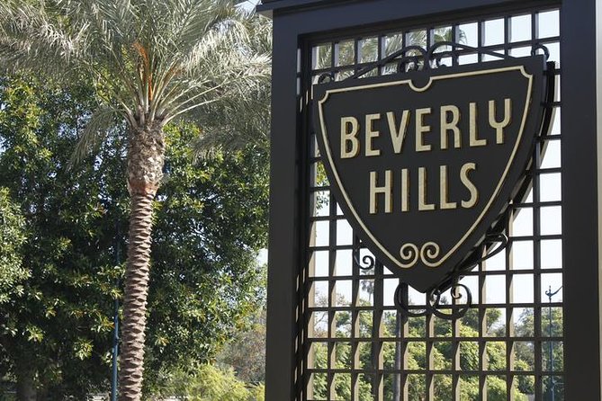 2-Hour Hollywood, West Hollywood and Beverly Hills Open Bus Tour - Accessibility and Family Friendliness