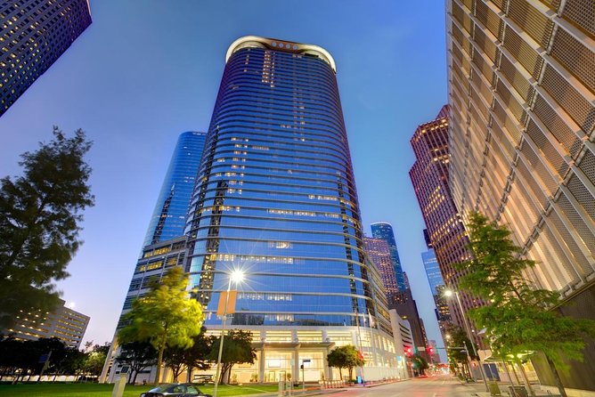 2-Hour Houston Skyline Tour - Discover Houston’s Skyline from the Water for $69