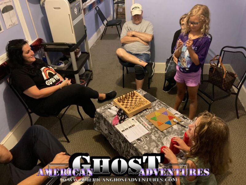 2 Hour Investigative Walking Ghost Tour of Downtown Orlando - Accessibility and Physical Considerations