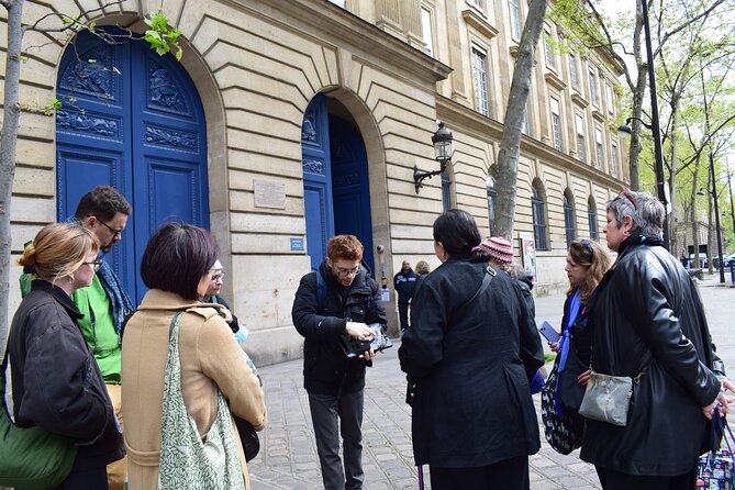 2-Hour Jewish History Guided Tour In Marais - The Significance of the Holocaust Memorial
