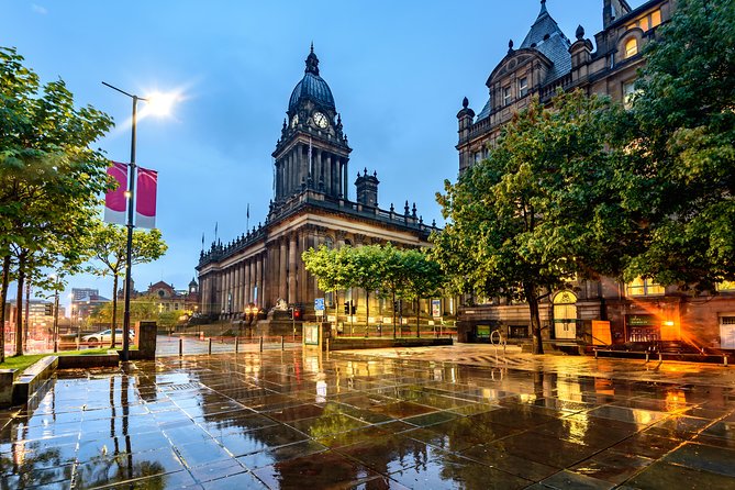 2 Hour Leeds Highlights Walking Tour - Starting Point at City Square, Leeds LS1