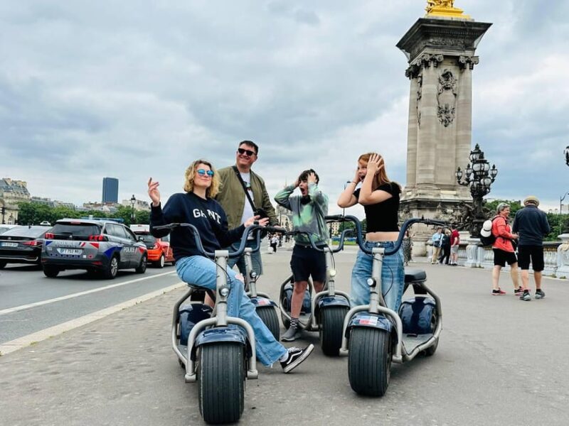 2-Hour Luxurious Private VIP - Berlin Fat Tire Tour - Iconic Landmarks: Brandenburg Gate and Reichstag Building