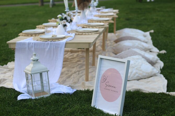 2-Hour Luxury Picnic in Cluj-Napoca Romania - Key Points