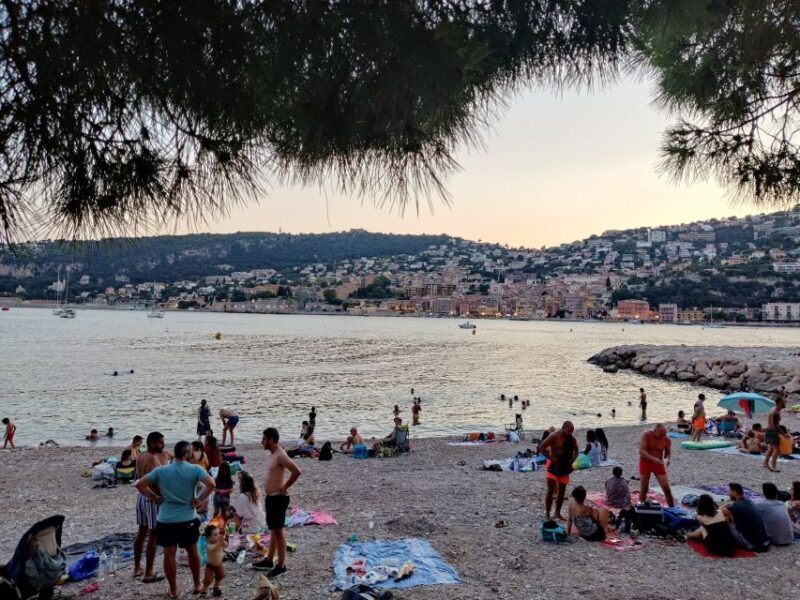 2-Hour Paddle Boarding Tour in Villefranche - Walking Through Villefranche’s Historic Alleys and Key Landmarks