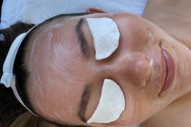 2-Hour Private Botanical Facial with Hand Dip Experience - Discover the Tranquility of the 2-Hour Private Botanical Facial with Hand Dip Experience in Honolulu