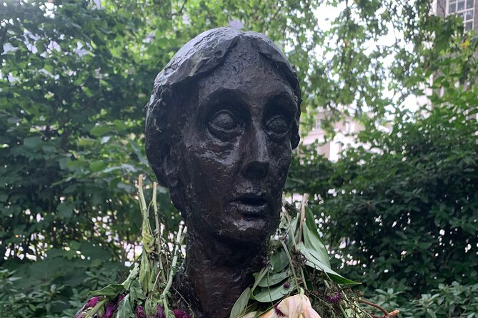 2-Hour Private LGBTQ+ History Tour of London with a Licensed Guide - Personalization and Pace of the Tour