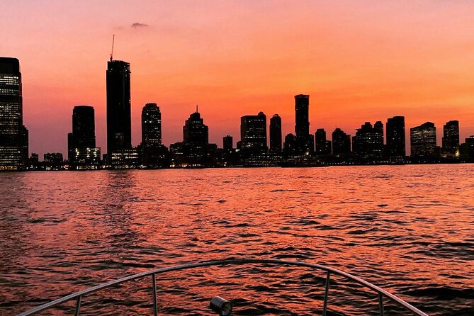 2-hour Private Luxury New York City Sunset Boat Tour - Flexibility and Customization of the Tour