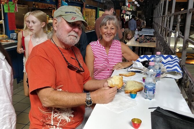 2-Hour Private Market Tour in Budapest With Free Tastings - The Market’s Unique Offerings and Local Insights