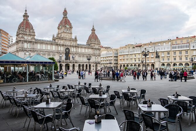 2 Hour Private Old Town Walking Tour in La Coruña - Key Points