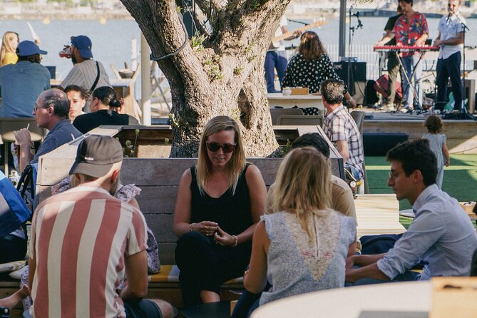 2 Hour Private Photo Session in Bordeaux (THE MOST BEAUTIFUL) - Key Points