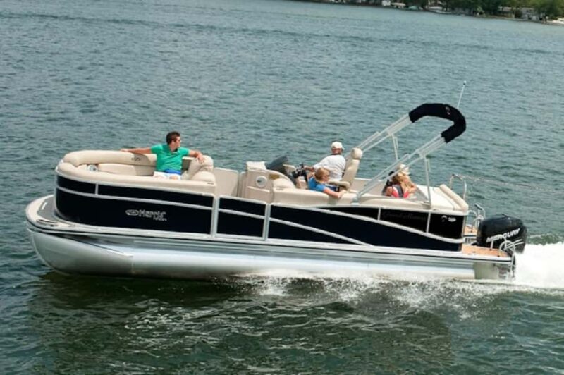 2 Hour Private Pontoon Boat Lake Tour - Luxurious and Spacious Pontoon Boat