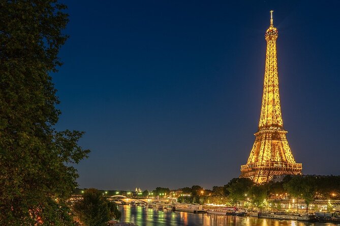 2-Hour Private Tour in Paris - The Convenience of Hotel Pickup and Private Transport