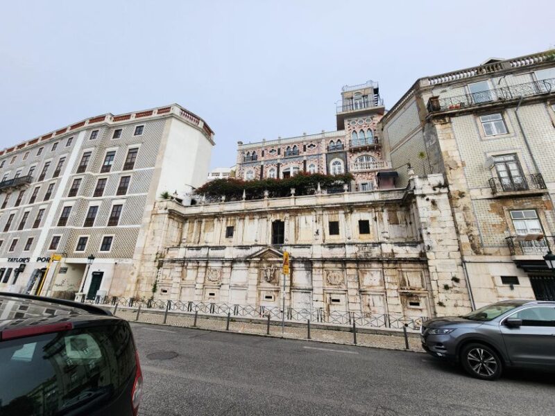 2-Hour Private Tour of Lisbon - The Guide’s Expertise and Personal Touch