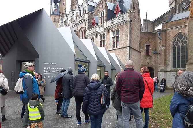 2-Hour Private Walking Tour of Bruges - The Guide: Yves and His Engaging Style