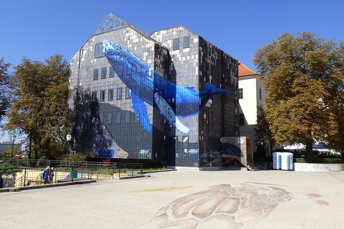 2-Hour Private Walking Tour of Zagreb - Knowledgeable Guides and Personal Touch