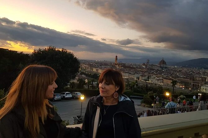 2 hour Private Walking Tour with local guides in Florence - Key Points