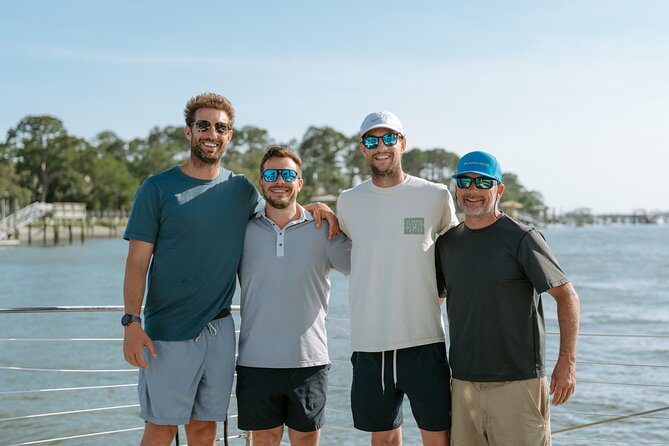 2-Hour Rosé Luxury Day Sail - Key Points