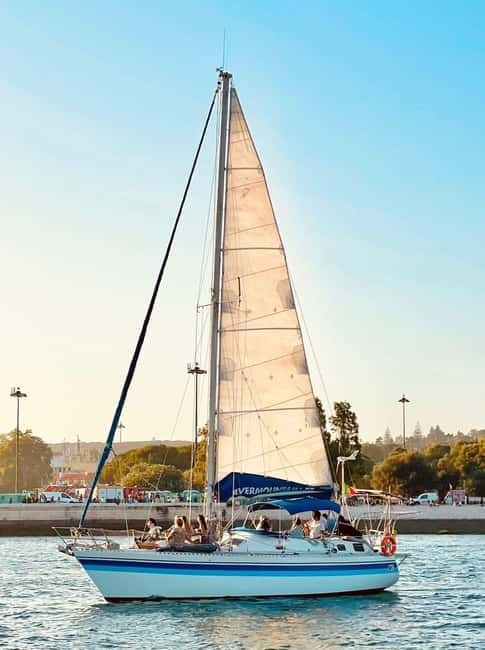2 hour Sailboat Sunset Tour by Rivermountain - Comparing Similar Experiences in Lisbon