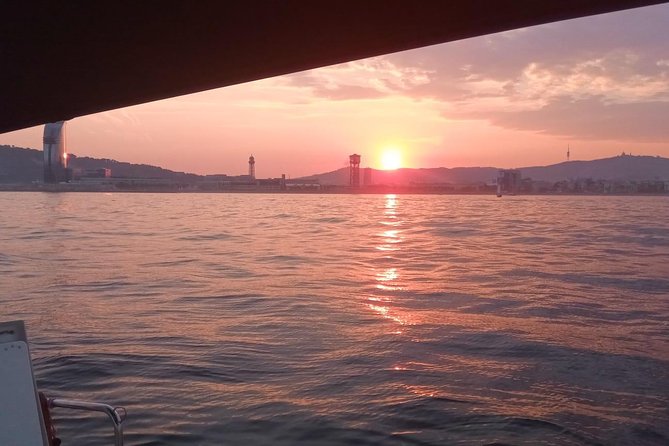 2-Hour Sailing Tour in Barcelona with Open Bar & Snacks - Flexibility in Timing and Availability