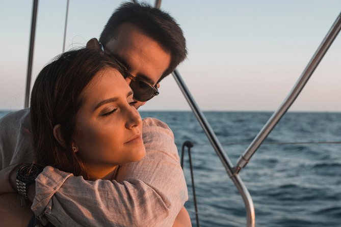 2-Hour Sailing Trip from Barcelona with open bar - Departures in Morning or Afternoon for Flexible Experience