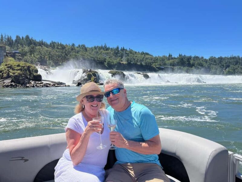 2-Hour Scenic River Tour to the Willamette Falls - Experience the Power and History of Willamette Falls in Oregon
