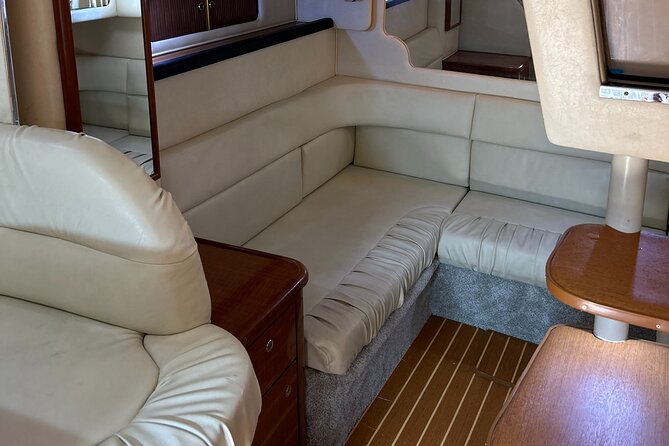 2 Hour Serenity and Scenic Yacht Tour with Champagne - Scenic Landmarks and Waterways of Miami