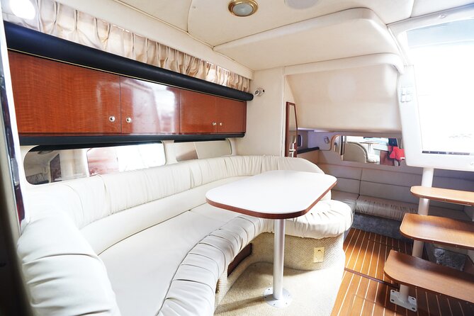 2 Hour Serenity and Scenic Yacht Tour with Champagne - Meeting Point and Booking Logistics