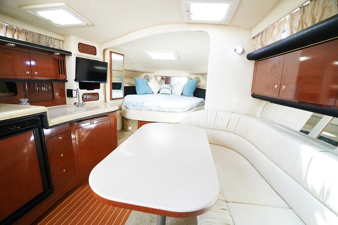 2 Hour Serenity and Scenic Yacht Tour with Champagne - Safety, Weather, and Cancellation Policies