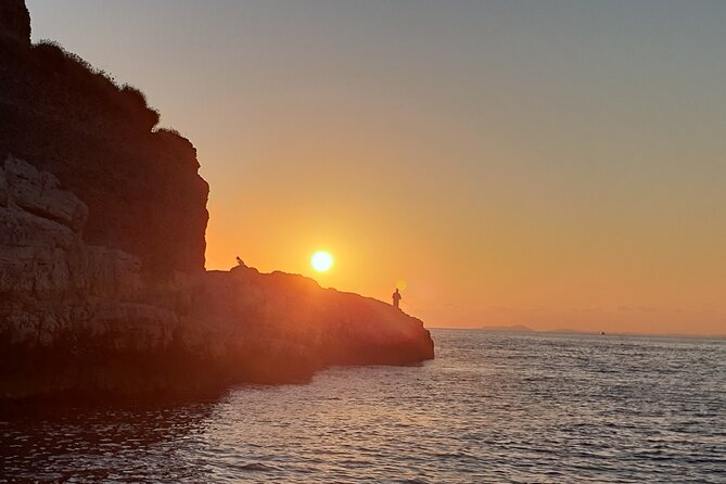 2-Hour Sorrento Coast Sunset Cruise with Dinner Experience - Pricing and Booking Considerations