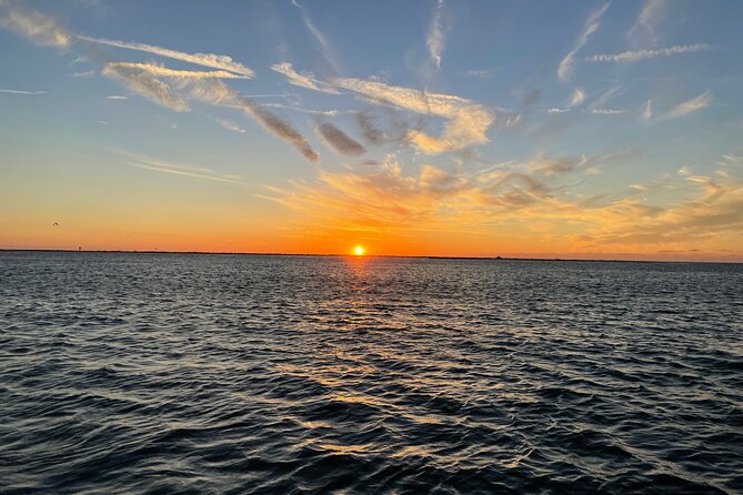 2-Hour Sunset Cruise Tour in St. Petersburg - Enjoying the Sunset Over the Gulf Coast