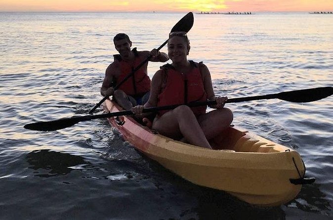 2-hour tandem kayak rental - Flexibility in Paddling Routes and Self-Guided Exploration