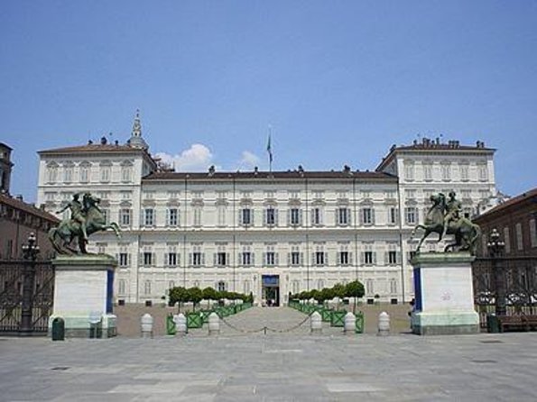 2-hour Turin guided small group walking tour - Key Points