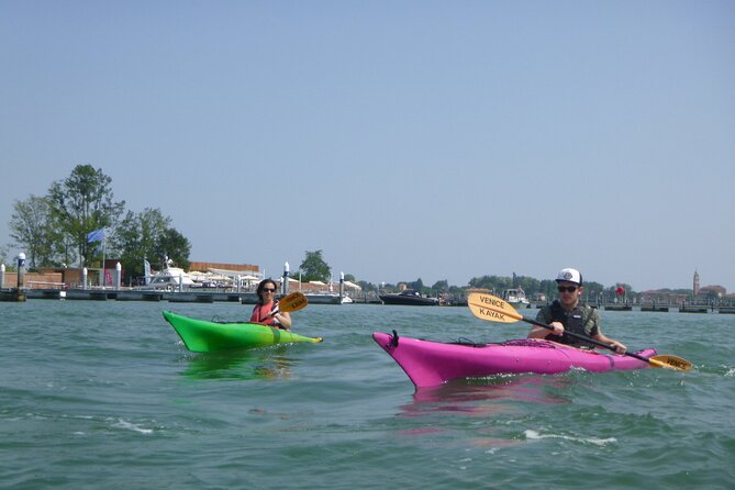 2 Hour Venice Canal Kayak Tour - Premium experience by day - Navigating Venice’s Hidden Spots and Crowded Areas