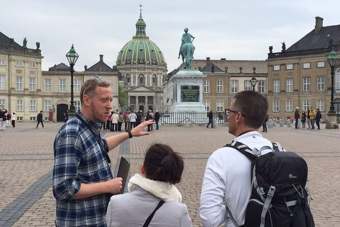 2-Hour Walking Introduction to Copenhagen and its Main Sights - Key Points