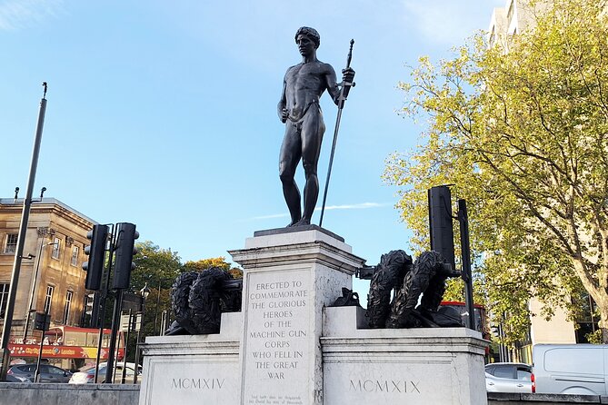 2 Hour Walking Tour from Buckingham Palace to Big Ben - Honoring Royal Figures: King George VI, Queen Elizabeth, and the Duke of York