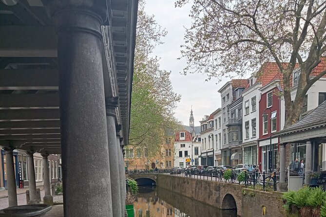2-Hour Walking Tour in Gouda All inclusive - Key Points