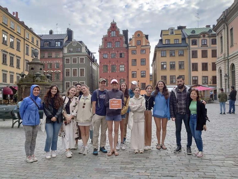 2-Hour Walking Tour in Stockholm - Key Points