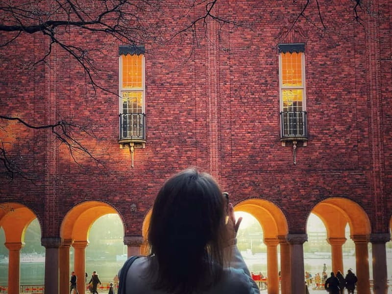 2-Hour Walking Tour in Stockholm - Exploring Gamla Stan’s Colorful Alleys and Local Atmosphere