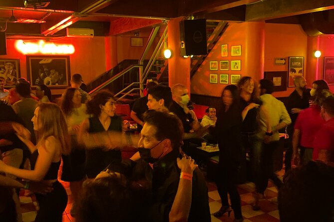 2 Hours and 30 Minutes Salsa Night in México City - Flexibility and Group Size