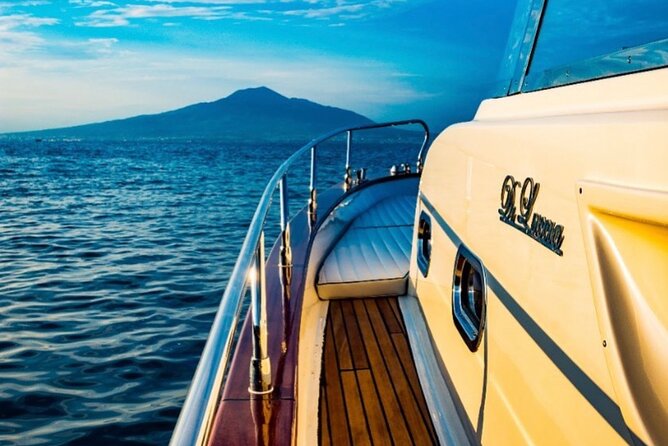 2 Hours Aperitif on Boat at Sunset - Practical Details: Group Size, Accessibility, and Booking