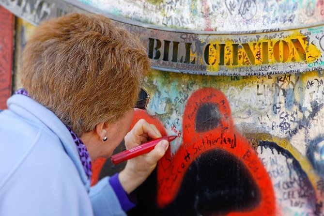 2 hours Belfast Original Drivers The Troubles Black Taxi Tour - Key Points