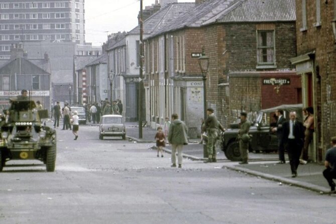 2 hours Belfast Original Drivers The Troubles Black Taxi Tour - Tour Reviews and Guide Quality