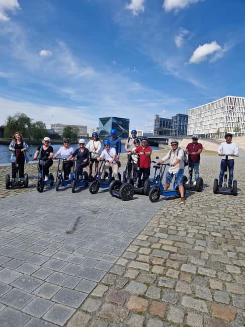 2 Hours Best of München Sightseeings Tour - Practical Details: Booking, Cancellation, and Languages