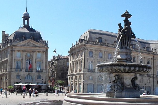 2 hours - Bordeaux Private tour with a native guide - The Tour Highlights Local Landmarks and Architectural Styles