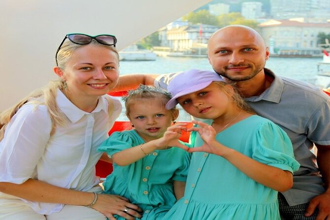 2 Hours Bosphorus Cruise Boat Tour in Istanbul - Who Will Appreciate This Tour?